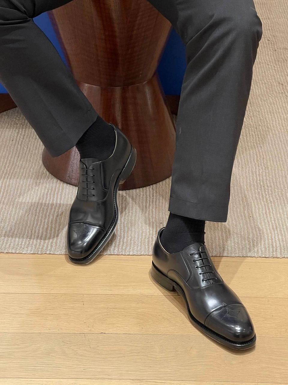 lv男士皮鞋新款