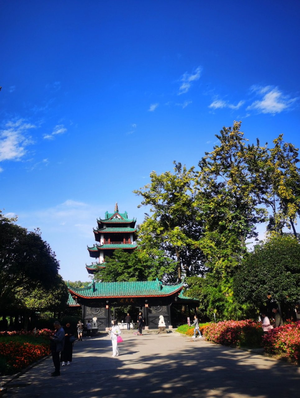 新都|citywalk 出太阳了,到新都老城区走一走.