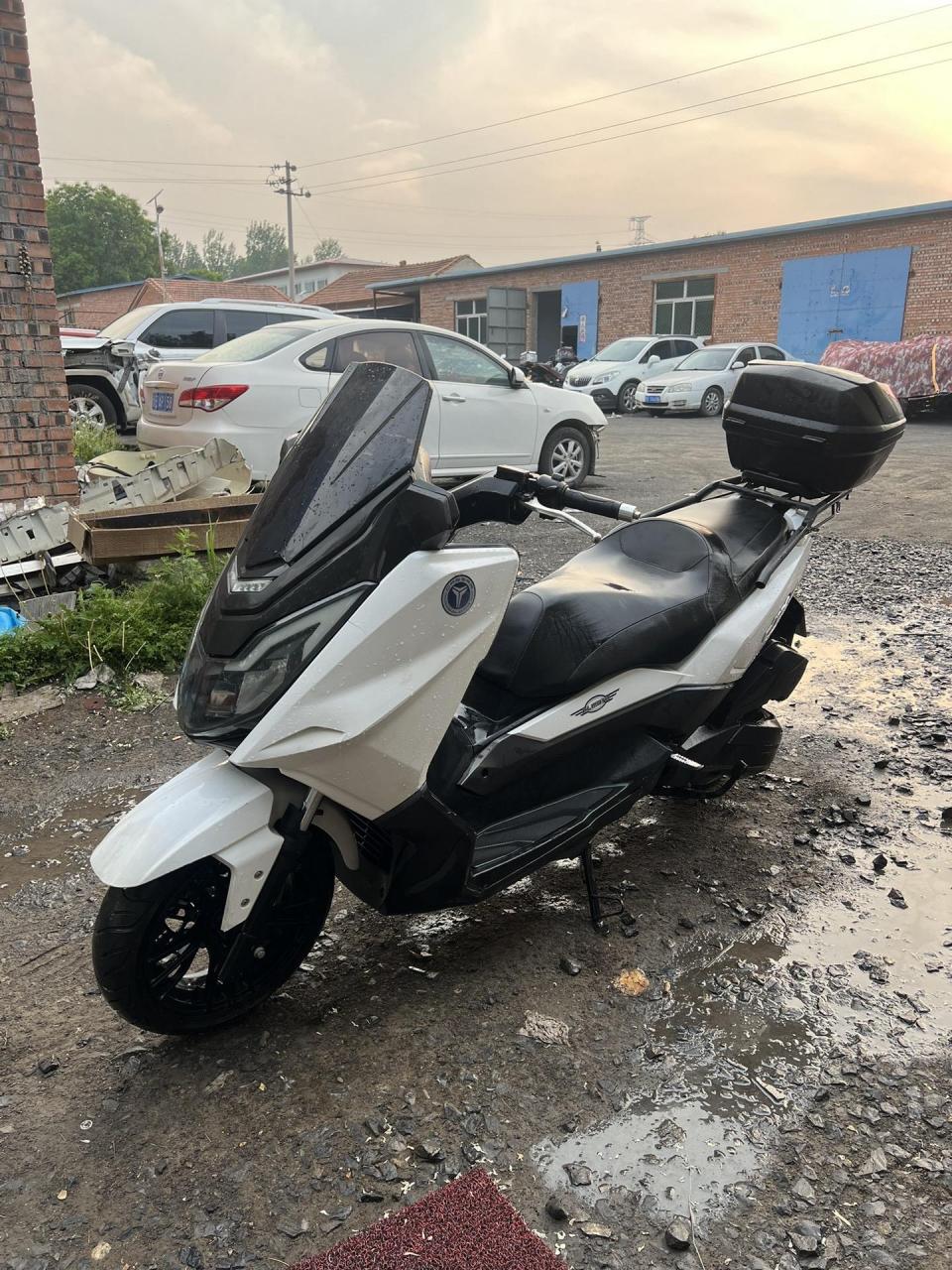 台荣t10大踏板 150cc 车况不错 随时过护 国四电喷 加装尾箱 液晶仪表