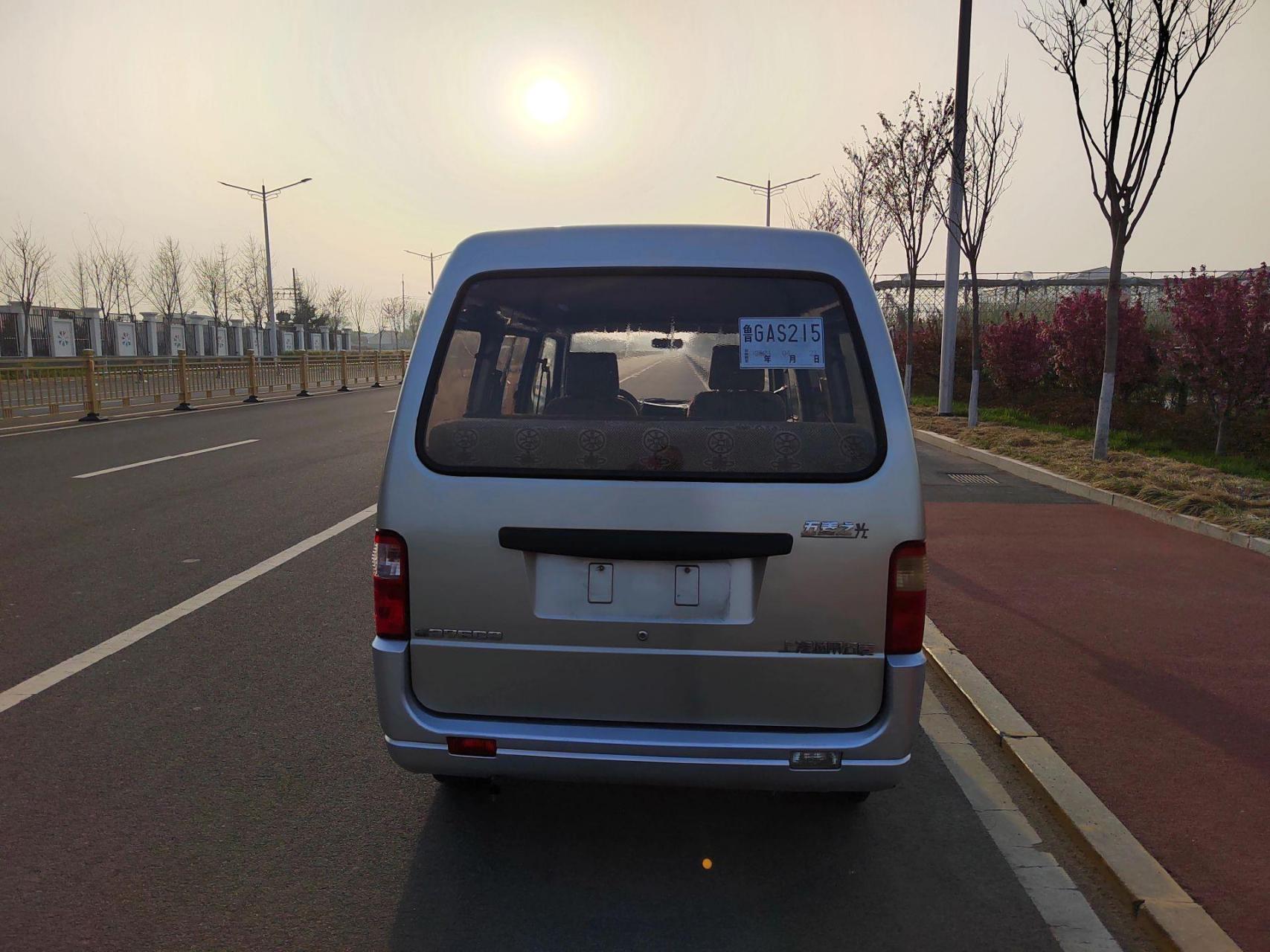 2010年5月上牌,五菱之光6376e3到店.