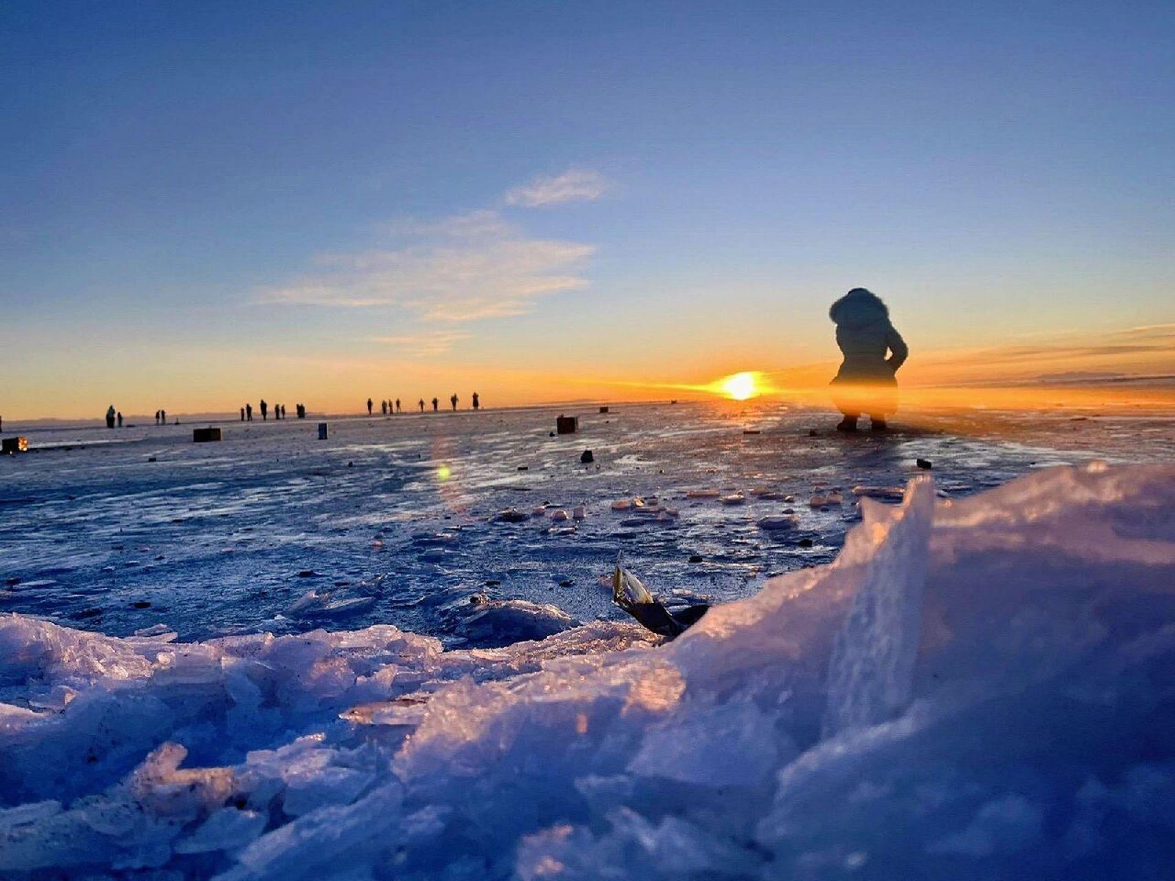 青海湖断崖日出日落最美悬崖机位 11566 地点:导航地址达秀木拉不