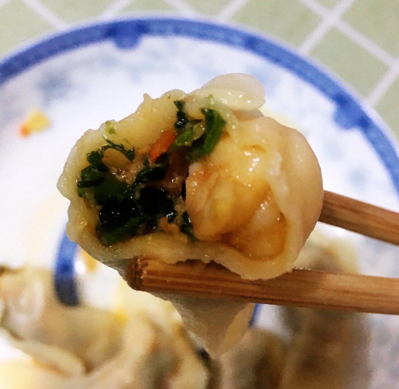 菠菜鸡蛋虾仁饺子图片