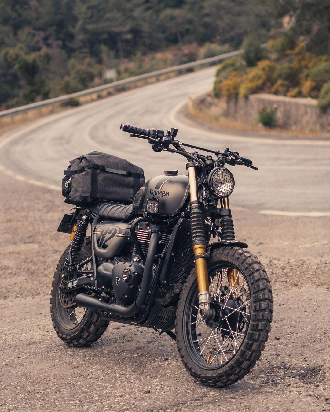 凯旋street scrambler 复古的另一种风格  scrambler