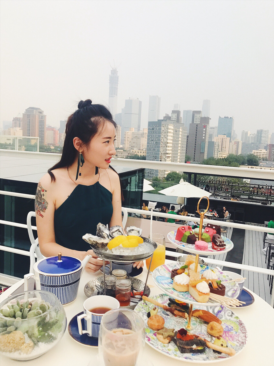 周末探店9990露天网红店the roof 经常看到有人发roof的照片,照片