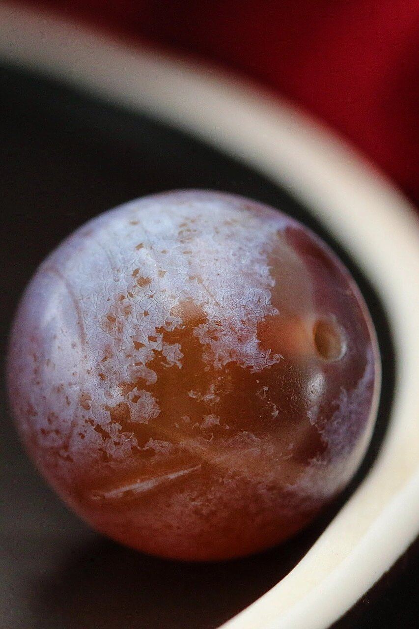 藏系传世唐球玛瑙大圆珠 藏系千年唐球玛瑙 圆珠精品20mm 细节如图!