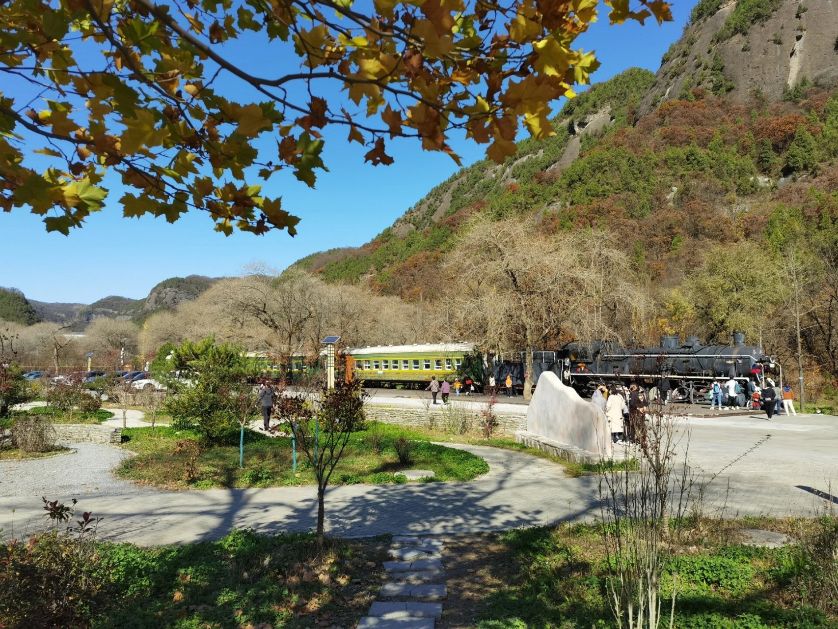 溪山胜境 溪山胜境景区位于铜川市,2022年被评选为国家4a级旅游景区.