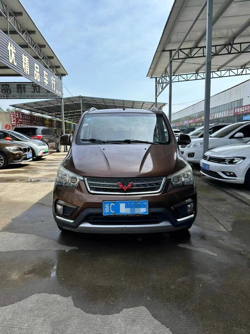 17年上户五菱宏光s1.车况原版,个人一手车7万公里,1.