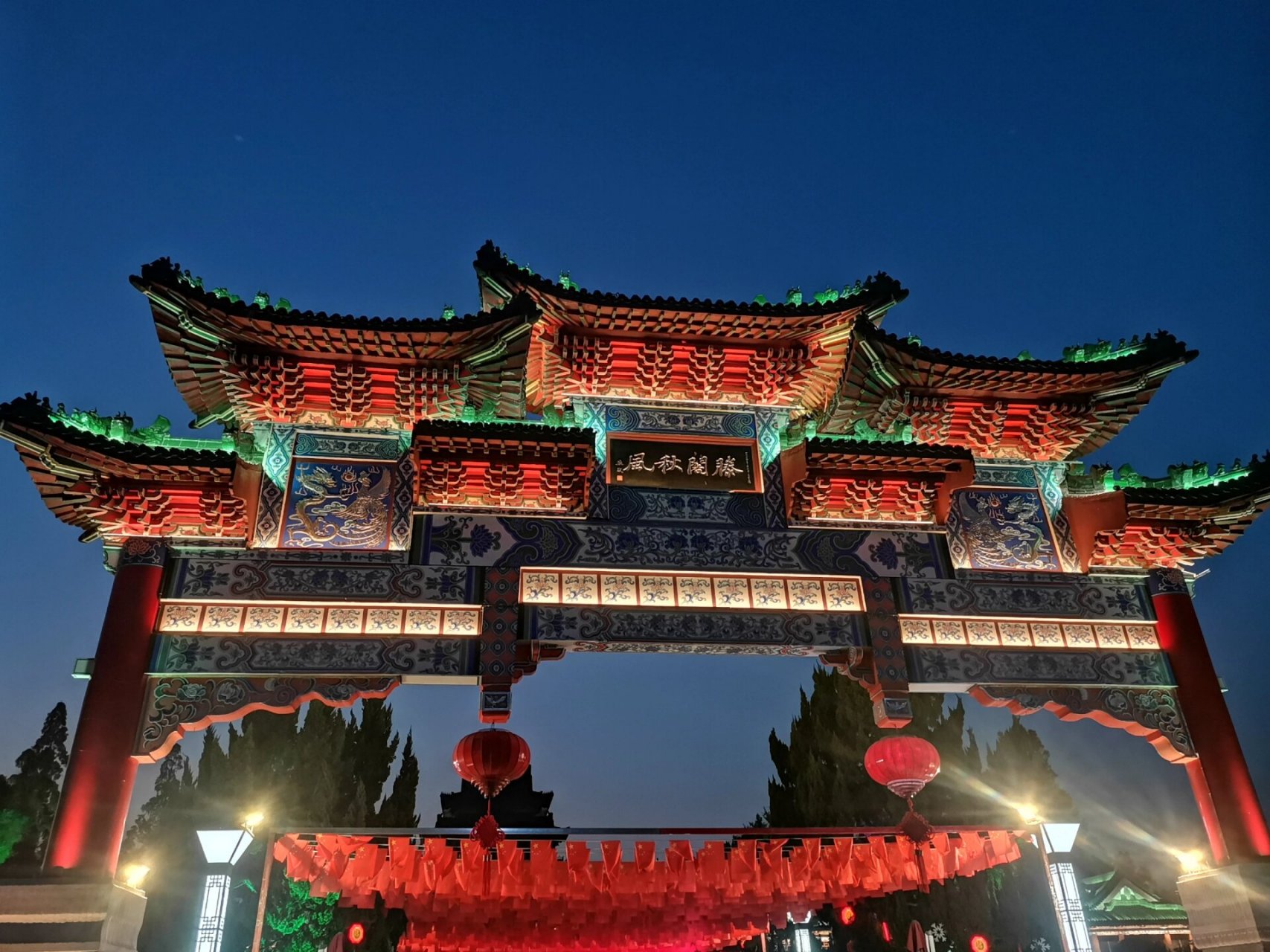 江西省南昌市滕王阁万寿宫 背了大半天终于把《滕王阁序》给背熟 到