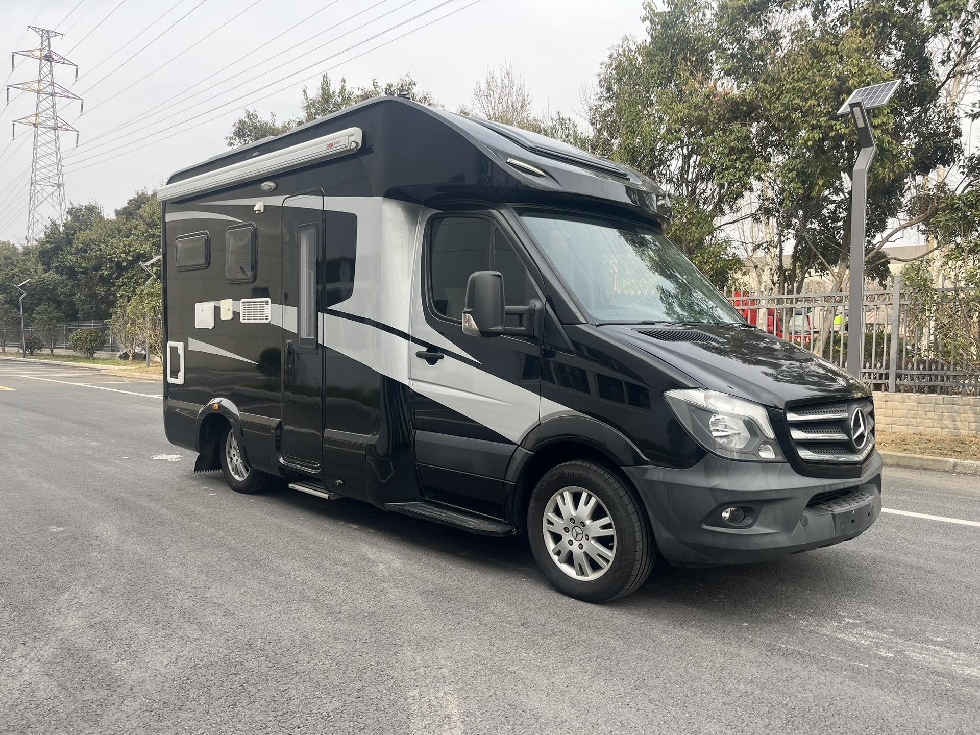 2019年新星上装奔驰斯宾特c型房车 报价:51.