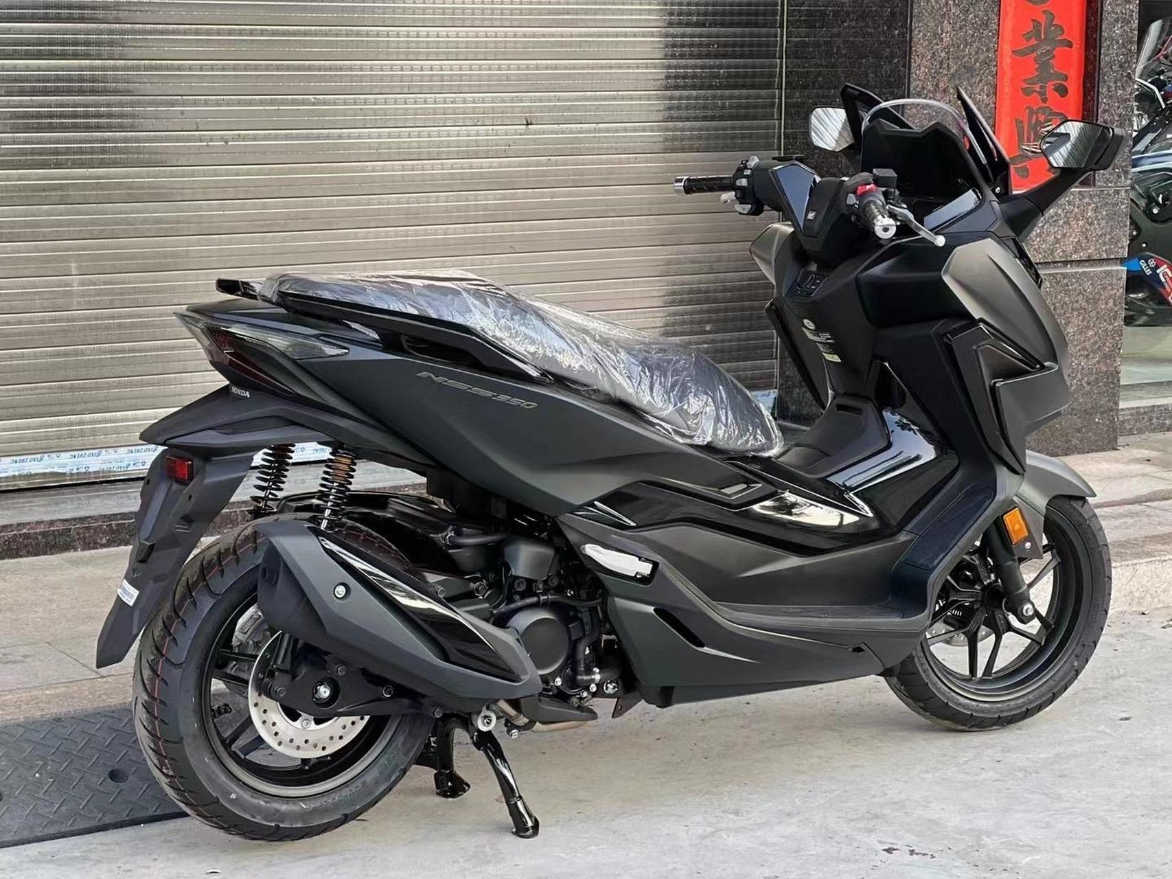 全新佛沙350进口版 ,最后两台 黑色/蓝色honda本田 重庆梦之翼机车