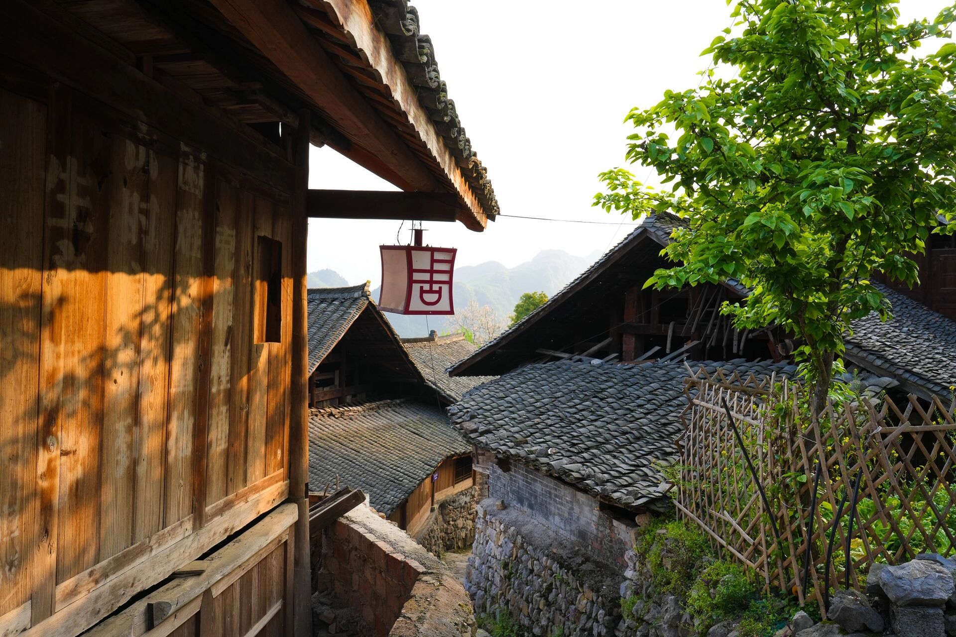 贵州石阡楼上古寨 第一次来到这里会被这里的景色深深的吸引住,宛如