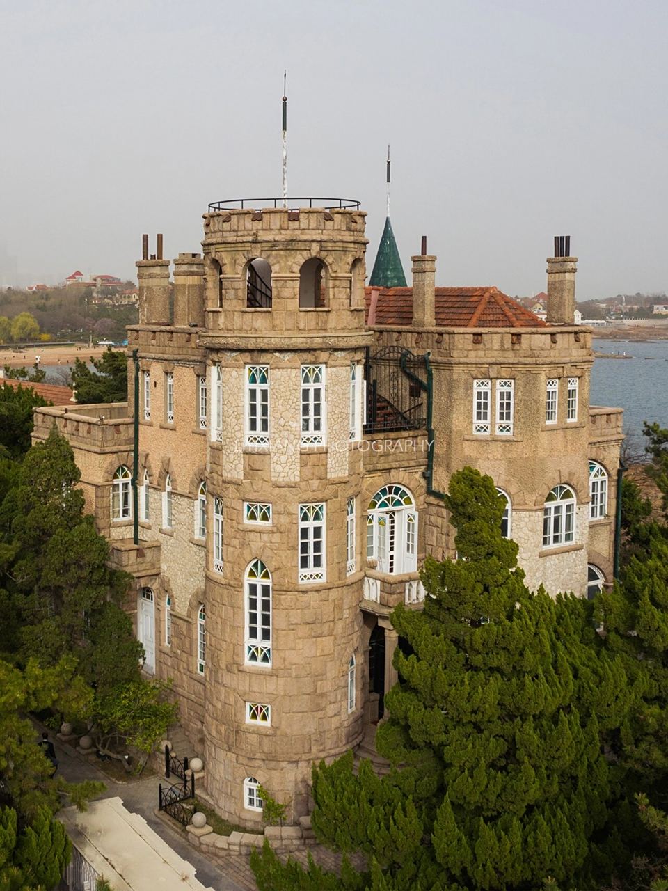 青岛八大关花石楼,绝美惊艳了时光 八大关是上世纪30年代青岛的特别