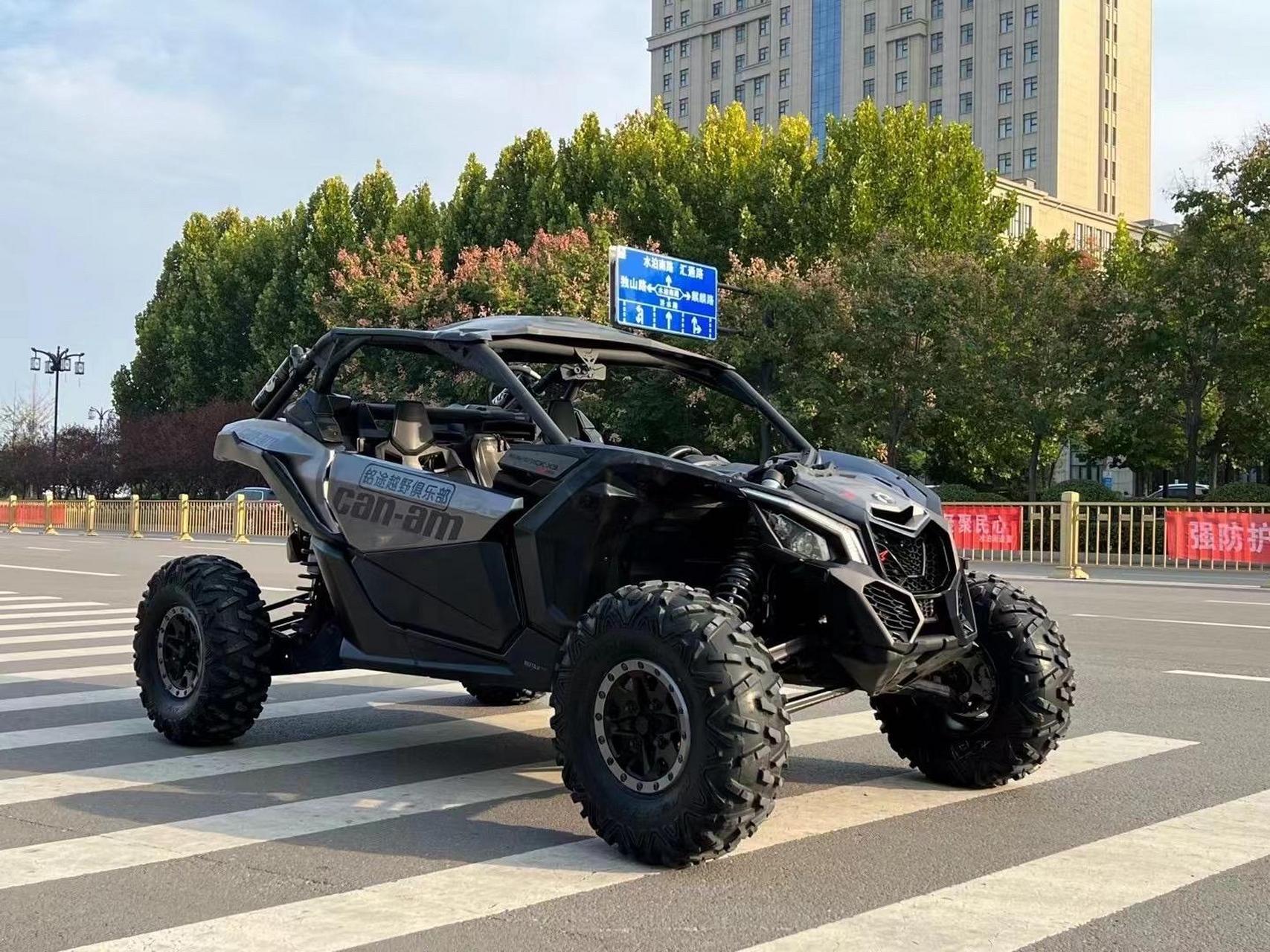 2018年庞巴迪x3 utv 172 铂金版 全地形男人大玩具 沙漠必备 全程刀锋