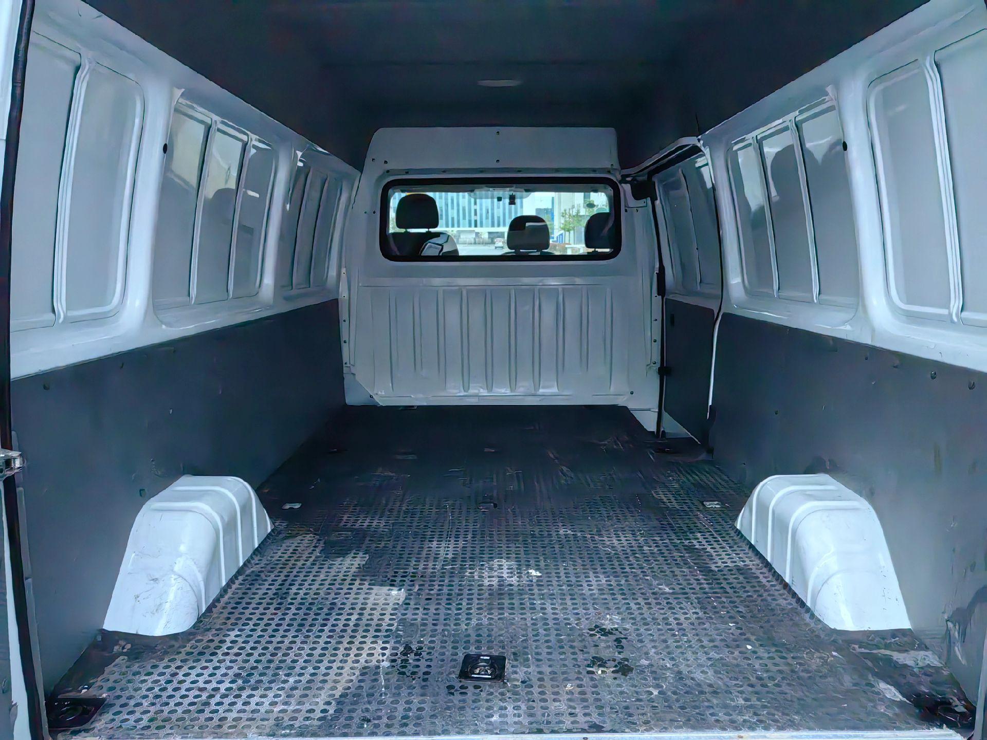 2020年江铃特顺加长版3座货运,实表三万公里,一手车,里外崭新,车厢无