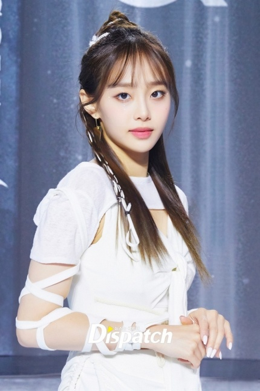 本月少女前成员#chuu#(金智雨.