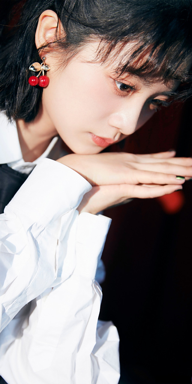 李婷婷纯美壁纸写真