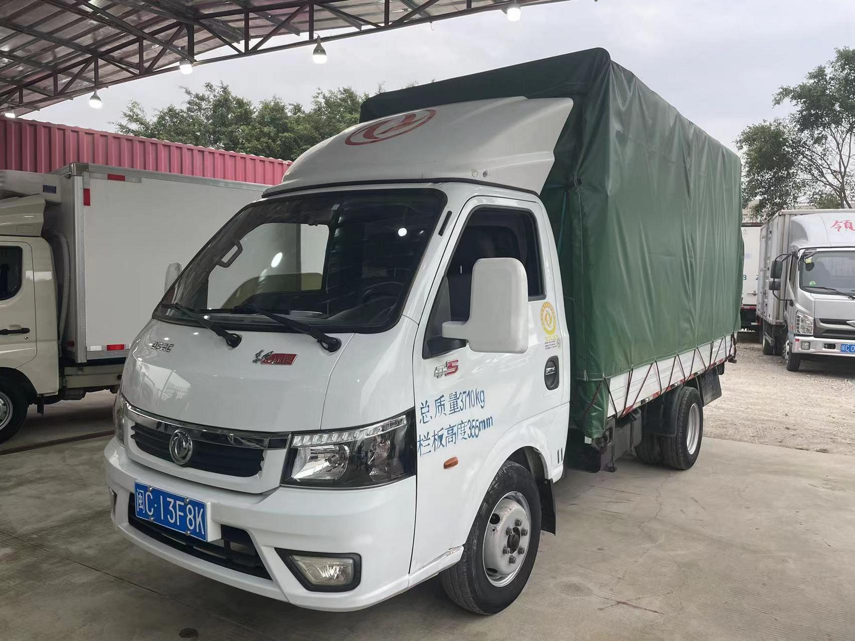 货车店今日上市:东风途逸苍栅货车(车架126814)21年9月报牌,柴油版配