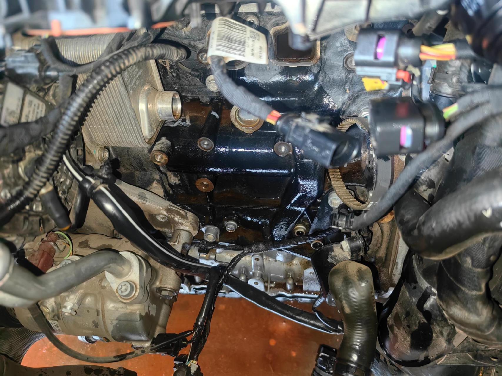 一汽大众迈腾更换原厂接温器及水泵