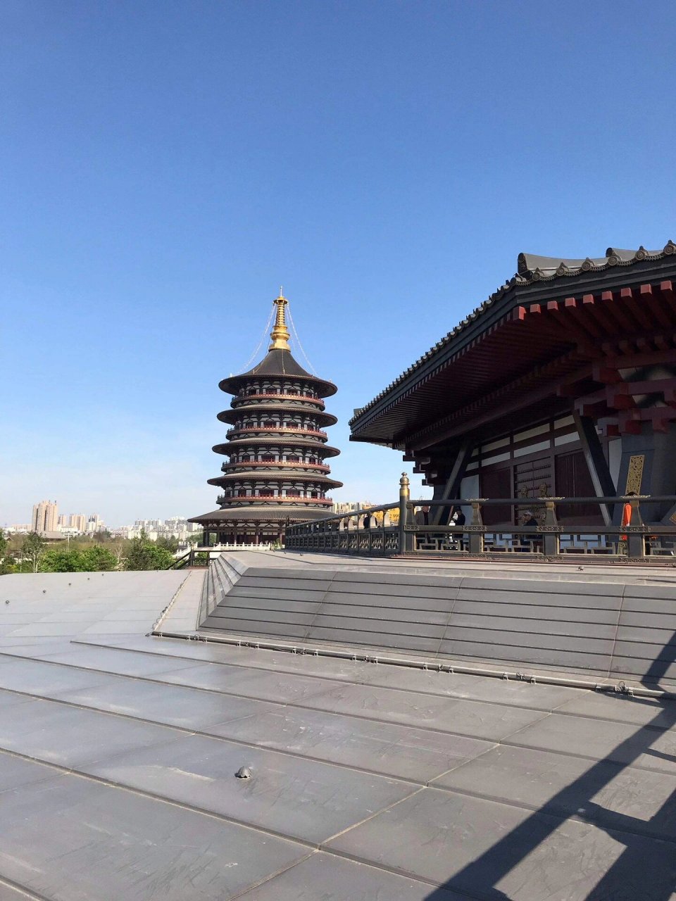 天堂名堂简介 明堂天堂景区,修建在紫微城遗址的核心区域,是隋唐洛阳