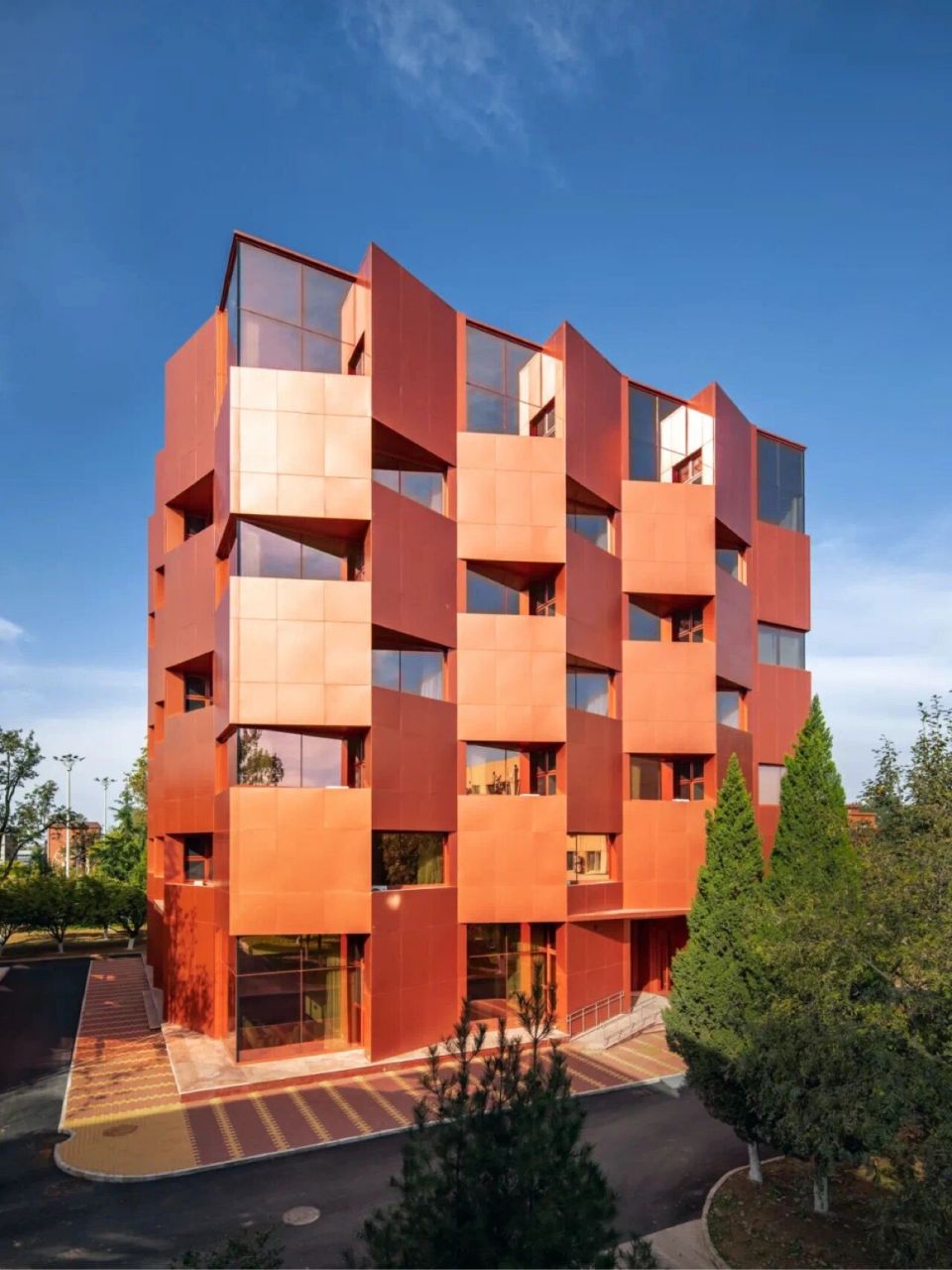 北京:耿丹学院留学生公寓|新立体四合院 耿丹学院是由北京工业大学和