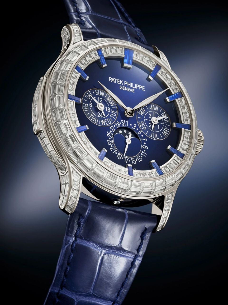 "教堂音"三问万年历·百达翡丽2022新品 百达翡丽三问报时腕表,采用"