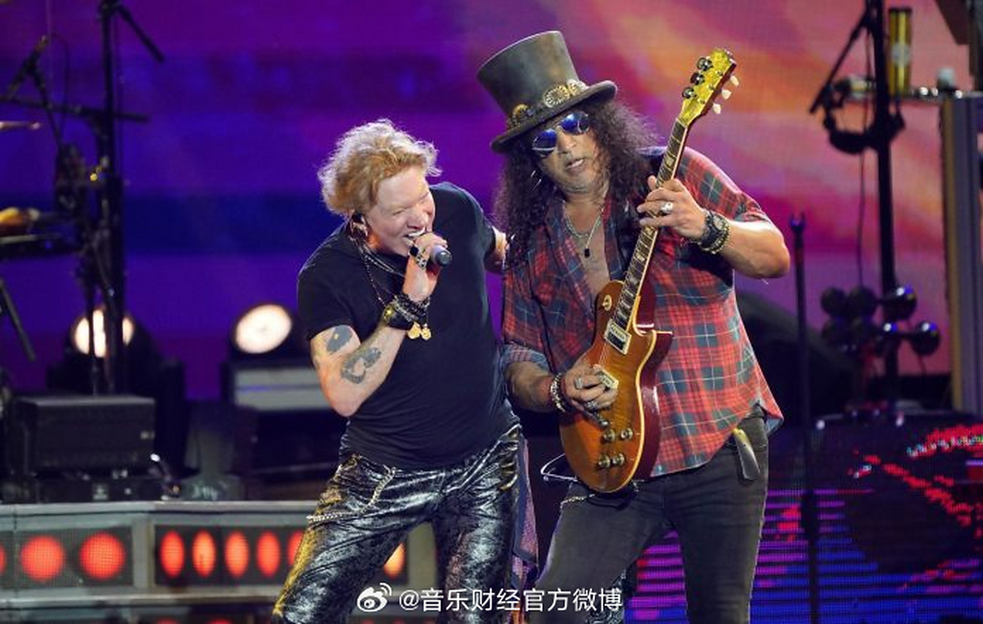 8月7日,据《nme》报道,枪花乐队(guns n roses)将于本周五正式发行此