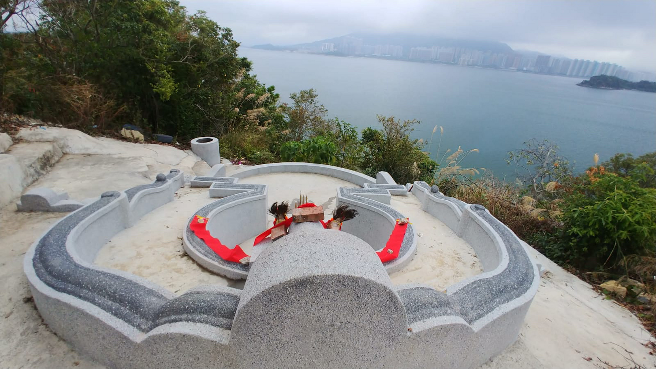 香港墓景房图片