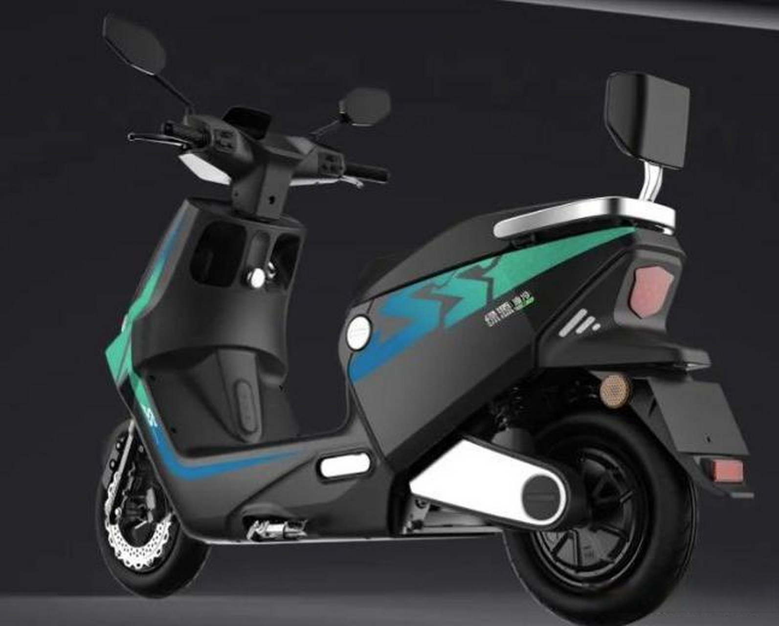 昨天下午,广州绿源电动车品牌专卖店的店主微信留言说,新款电摩绿源s7