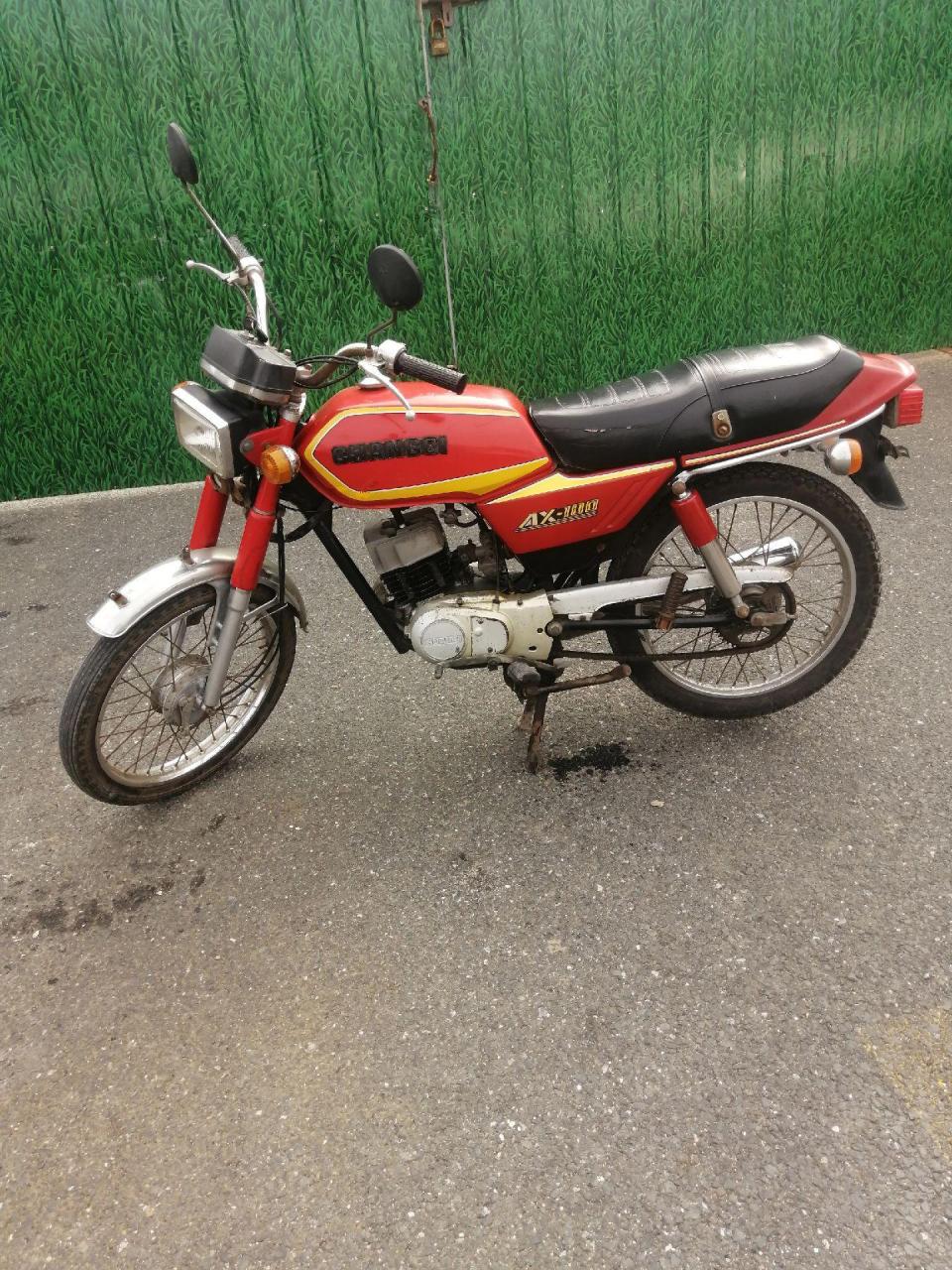 长春铃木ax100经典红