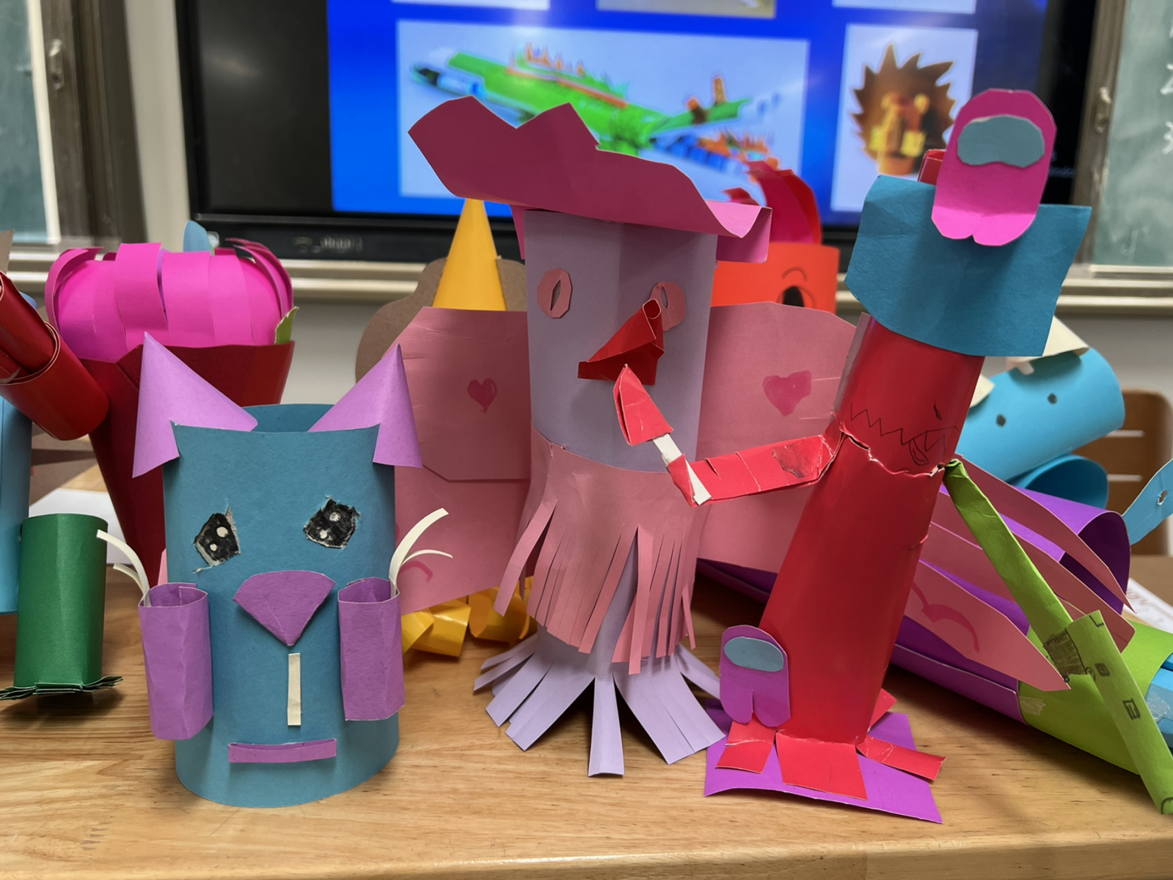 苏少版美术四下《纸卷魔术》|学生部分作品 ———学生们创意无限做的