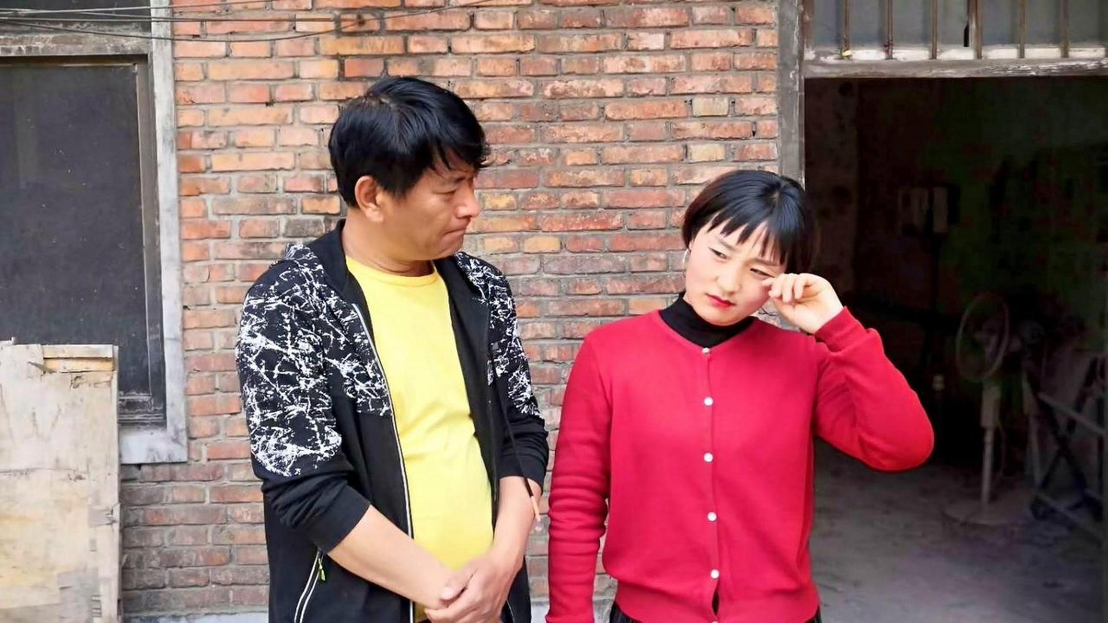 非常高兴 李云龙和张晓慧因每月4000元给大舅哥还债的事情而产生矛盾