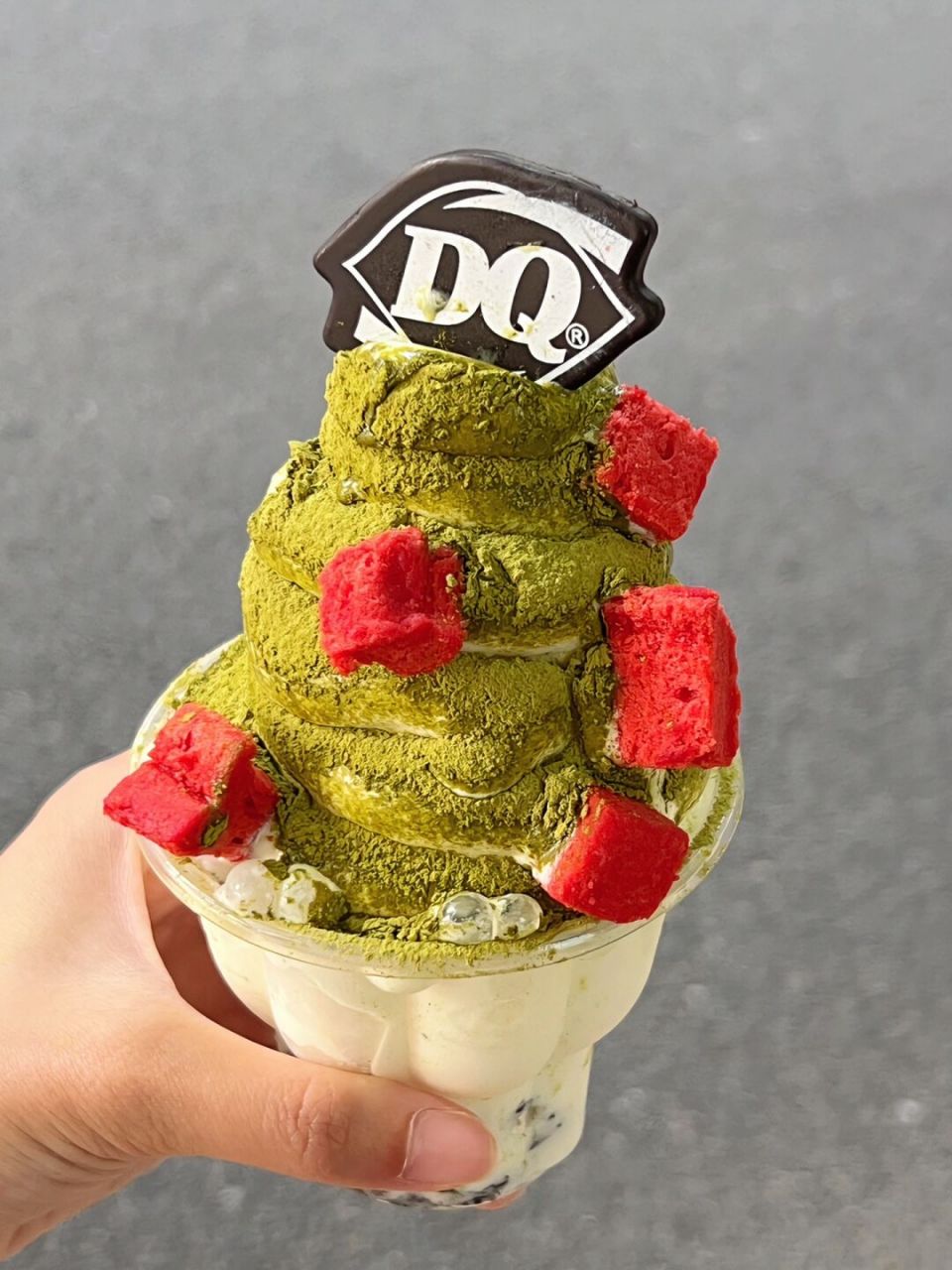 新上的94小红薯圣代杯颜值好高～ 一共4个口味,喜欢茶茶圣代95茶