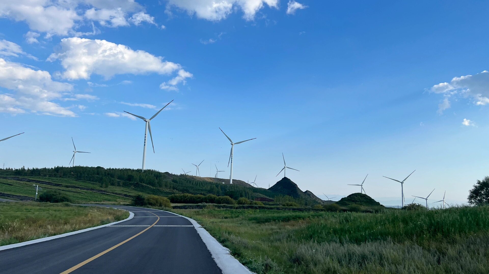 草原天路|美到不像话 走的草原天路西线,导航"刘家房驿站",到了后右拐