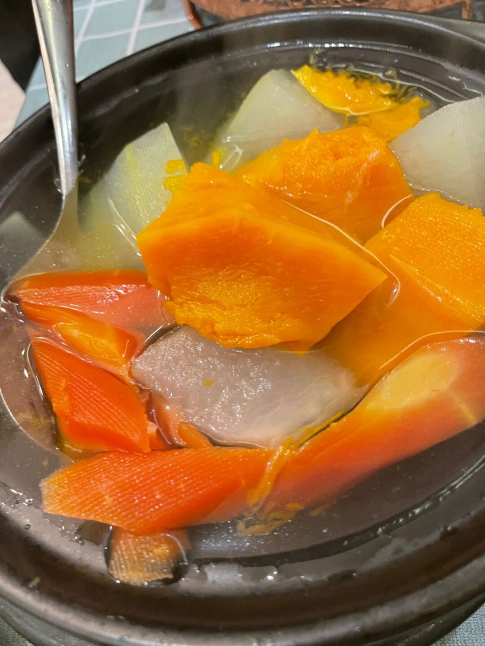 本饱和夏夏星期天踩在饭点前,来刷了的成都名声在外的陶德砂锅92