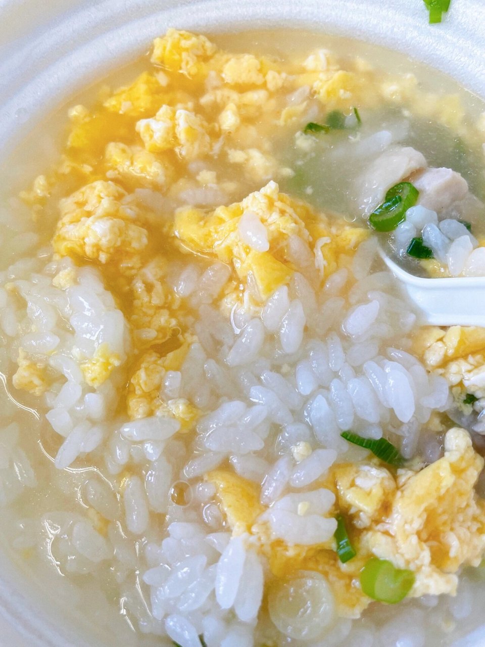 711的雞湯泡飯,好吃到我一個人炫了兩份98 身為一個南方人,吃飯不配