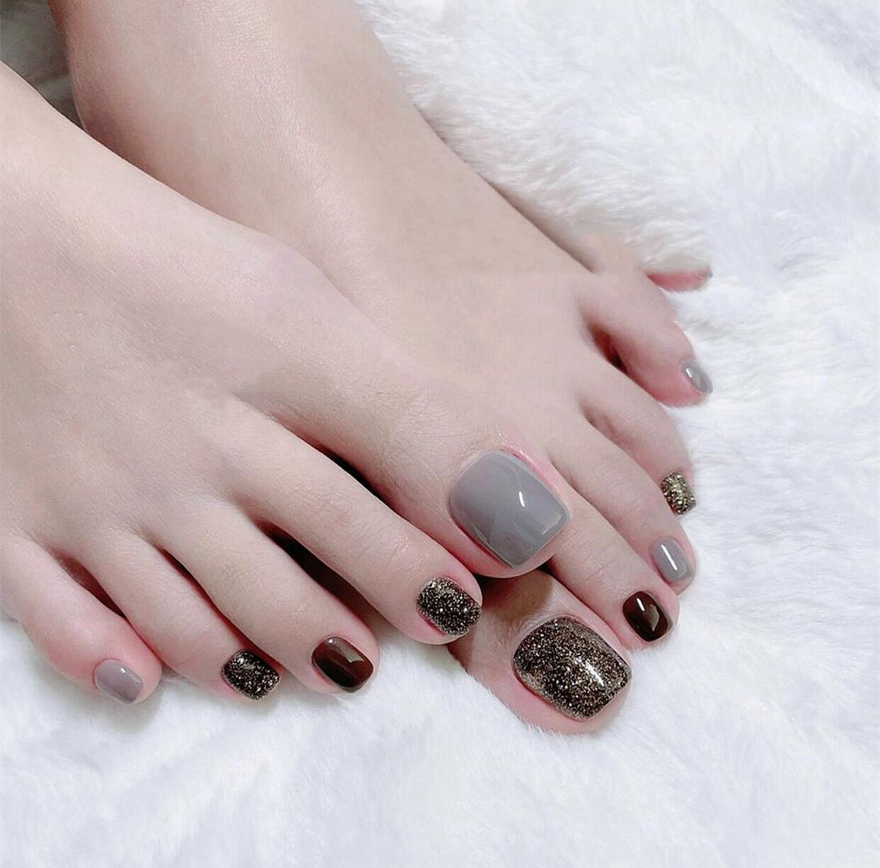 夏日超显脚白美甲合集|让你的玉足性感迷人