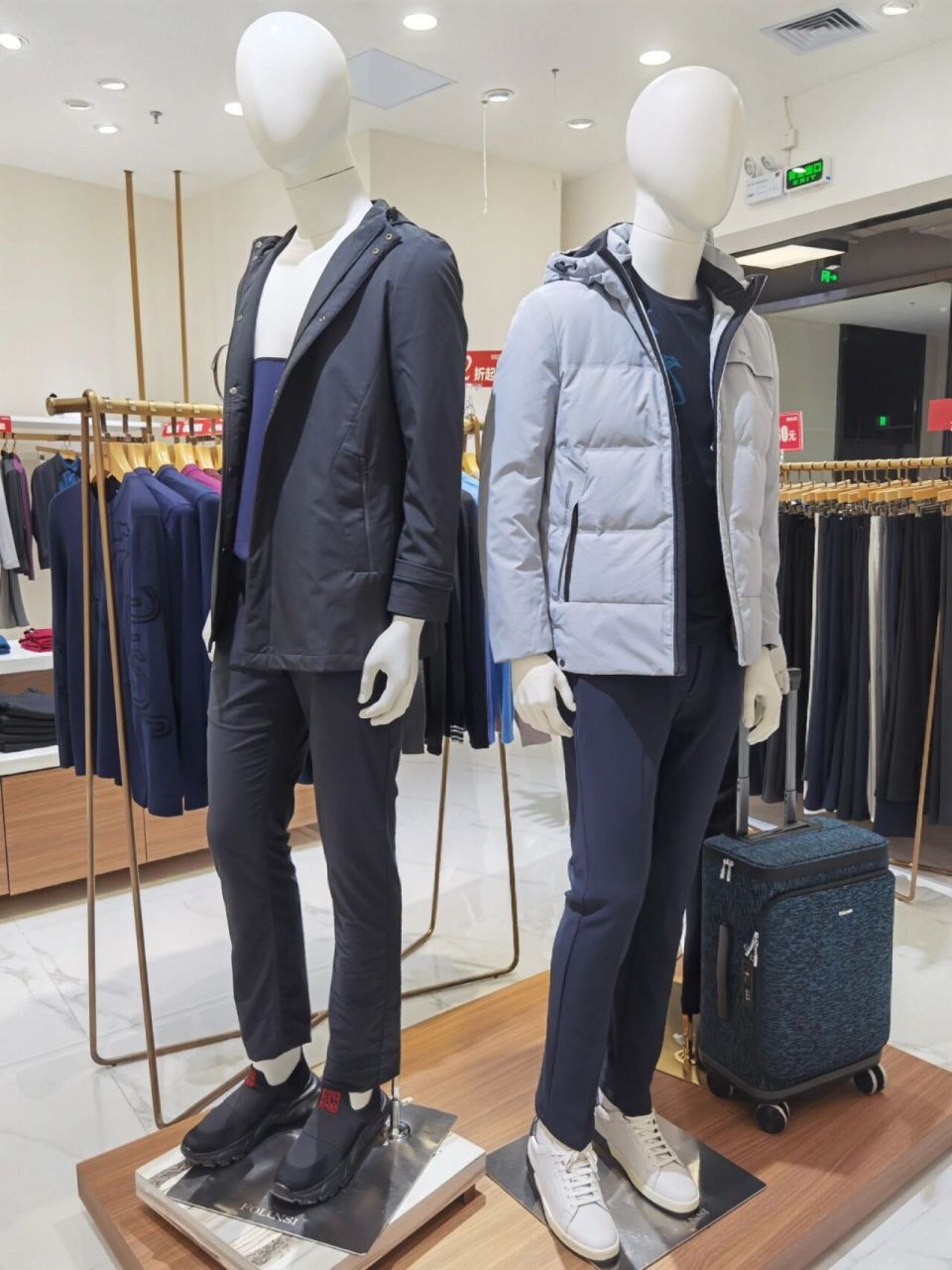 佛伦斯时尚男装,欢迎您的光临! 坐标:深圳杉杉奥莱5楼a547