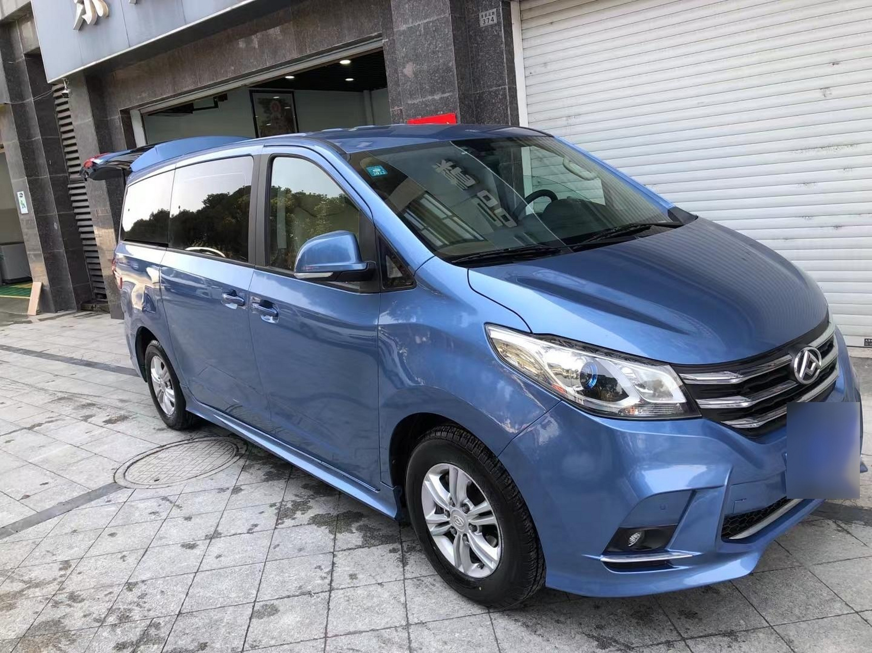 新到:2021早产-7座 商务车-上汽大通g10-plus,2.0t-手自一体…智享版