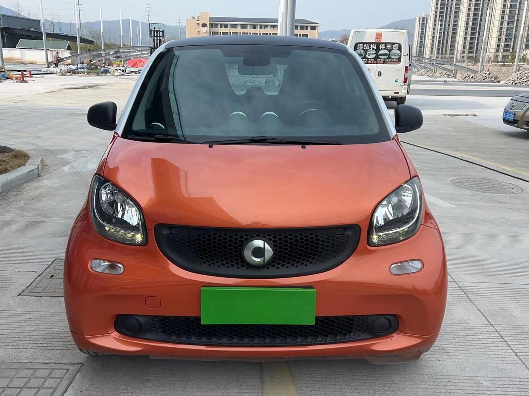 2017年上牌的奔驰smart,行驶了4万多公里,车况优秀,省油代步,有缘人
