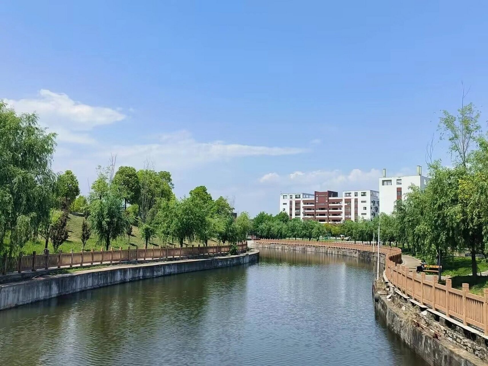 三峡旅游职业技术学院 欢迎报考三峡旅游职业技术学院!