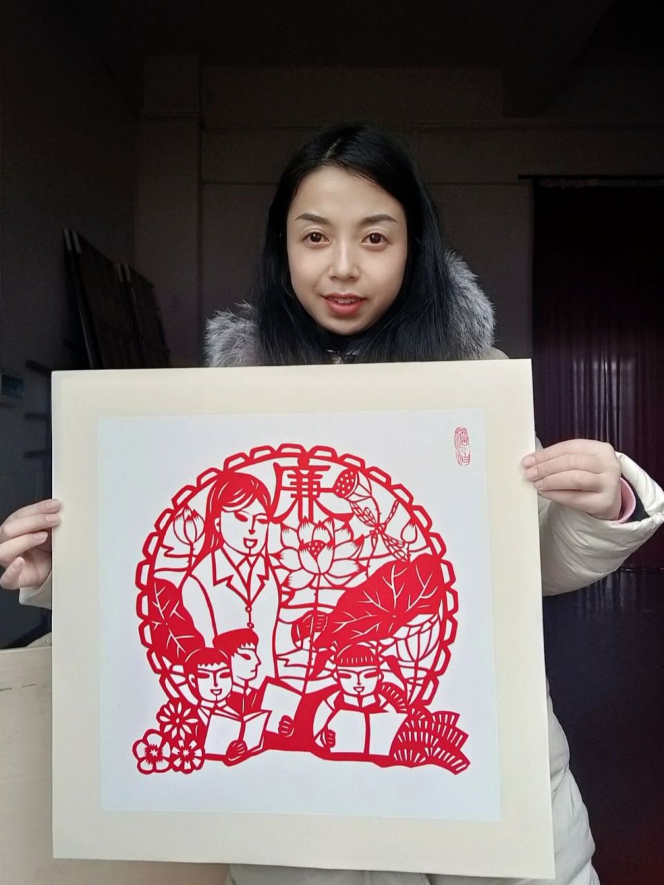 廉洁   廉洁文化刻纸作品,要的着急,用了网图,但是也是耗时间的!