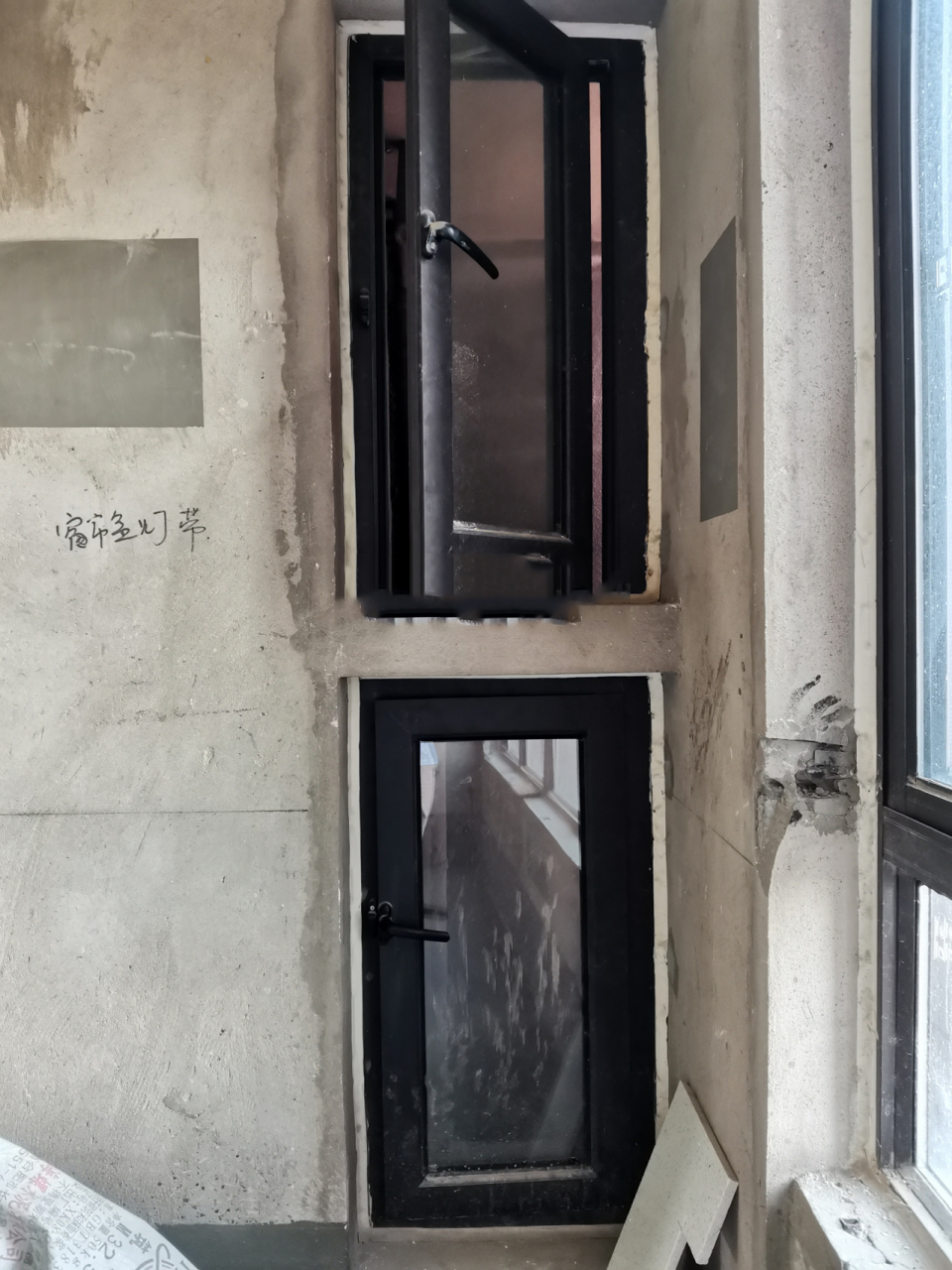 空调机位改造利用|变身阳台晾衣区满分99 空调机位改造是我家装修最