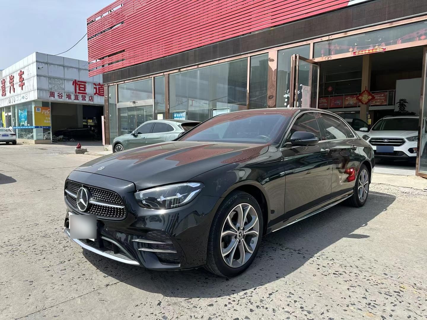 奔驰e300运动时尚型,三种驾驶模式,悬架软硬调节,360全景影像,自动