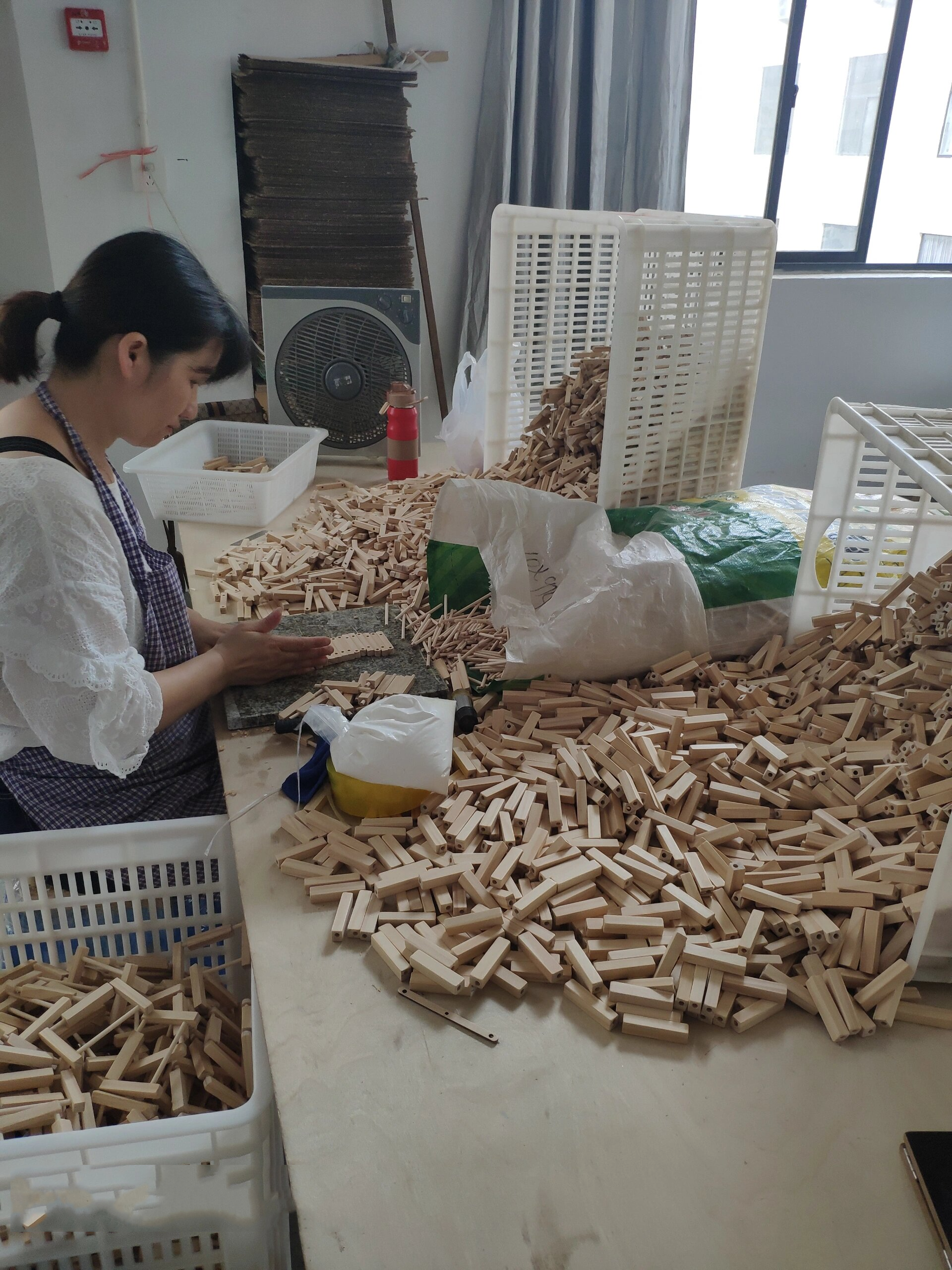 积木生产工厂 打包加工 木质玩具定制代工 一家专业生产木制品玩具的