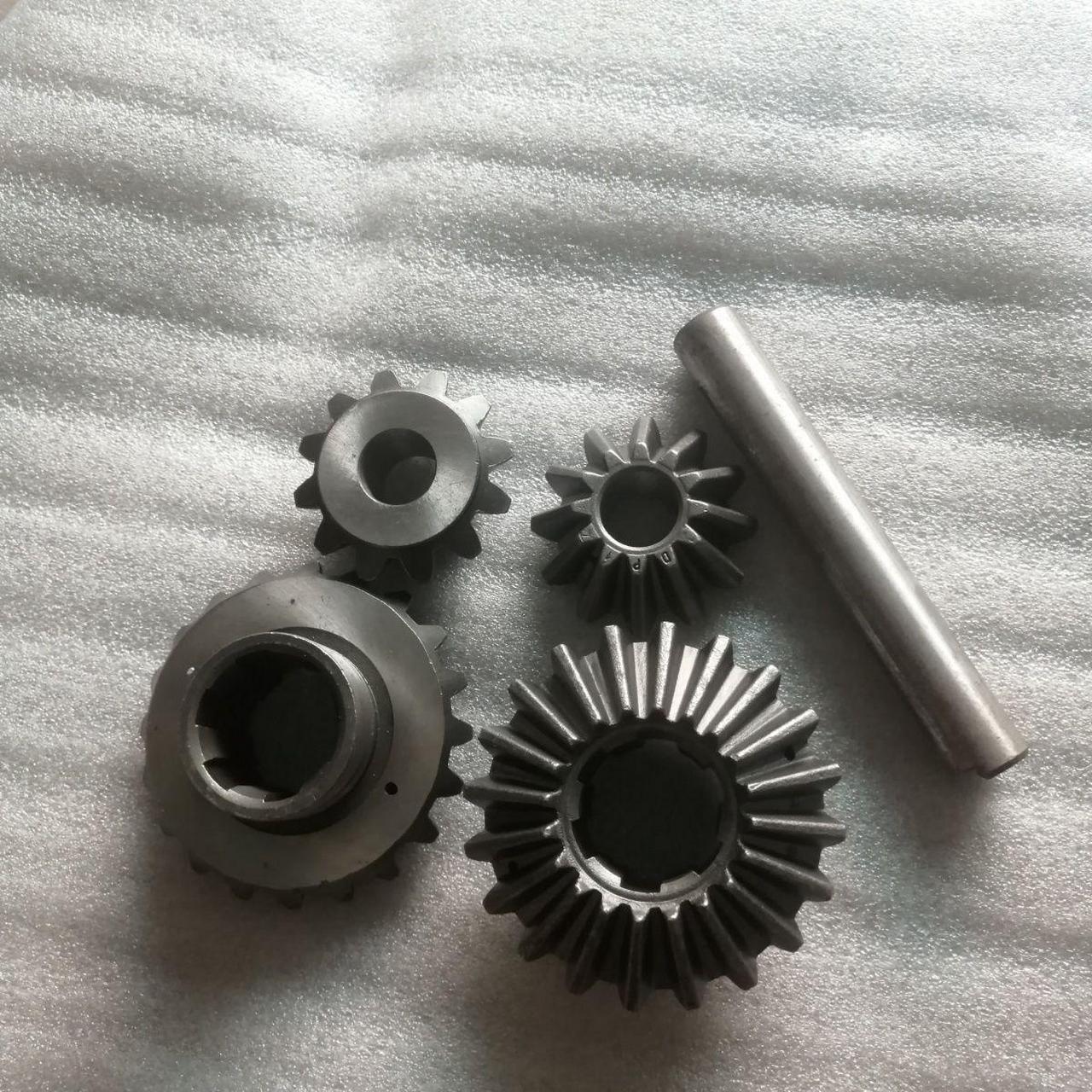 四轮拖拉机配件时风四轮拖拉机变速箱差速器.
