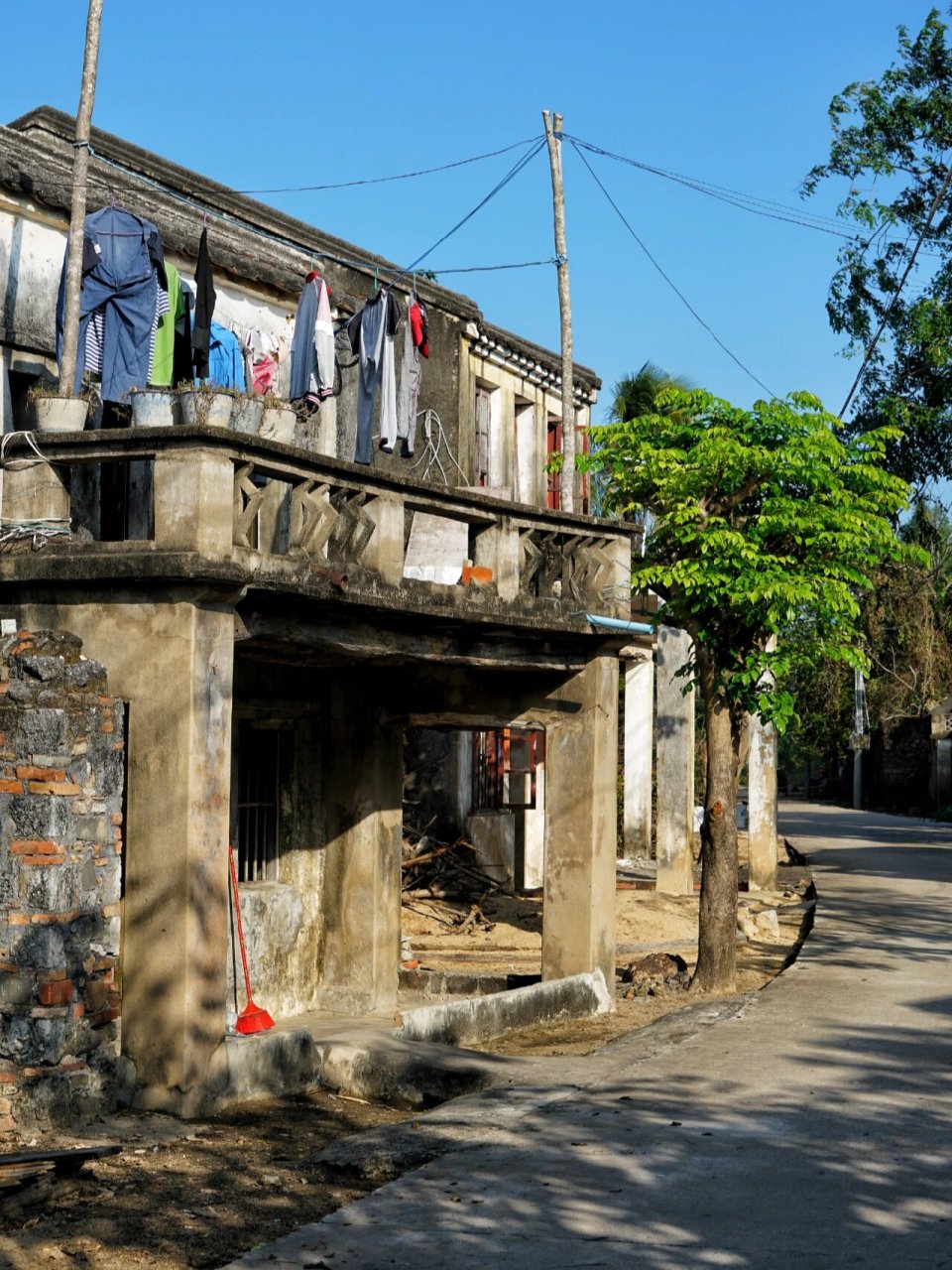 海南东方市北黎古村 位于东方市八所镇的北黎村,一直隐藏在沿海一隅.