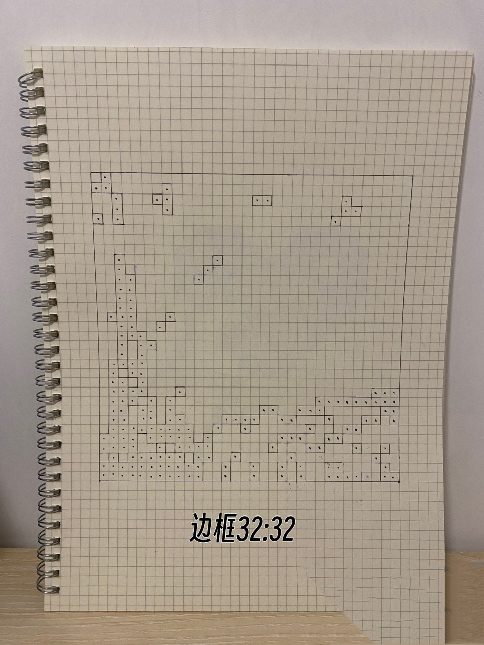 像素画 梵高 星月夜   像素画:星月夜 梵高 工具:80色马克笔 a4网格本