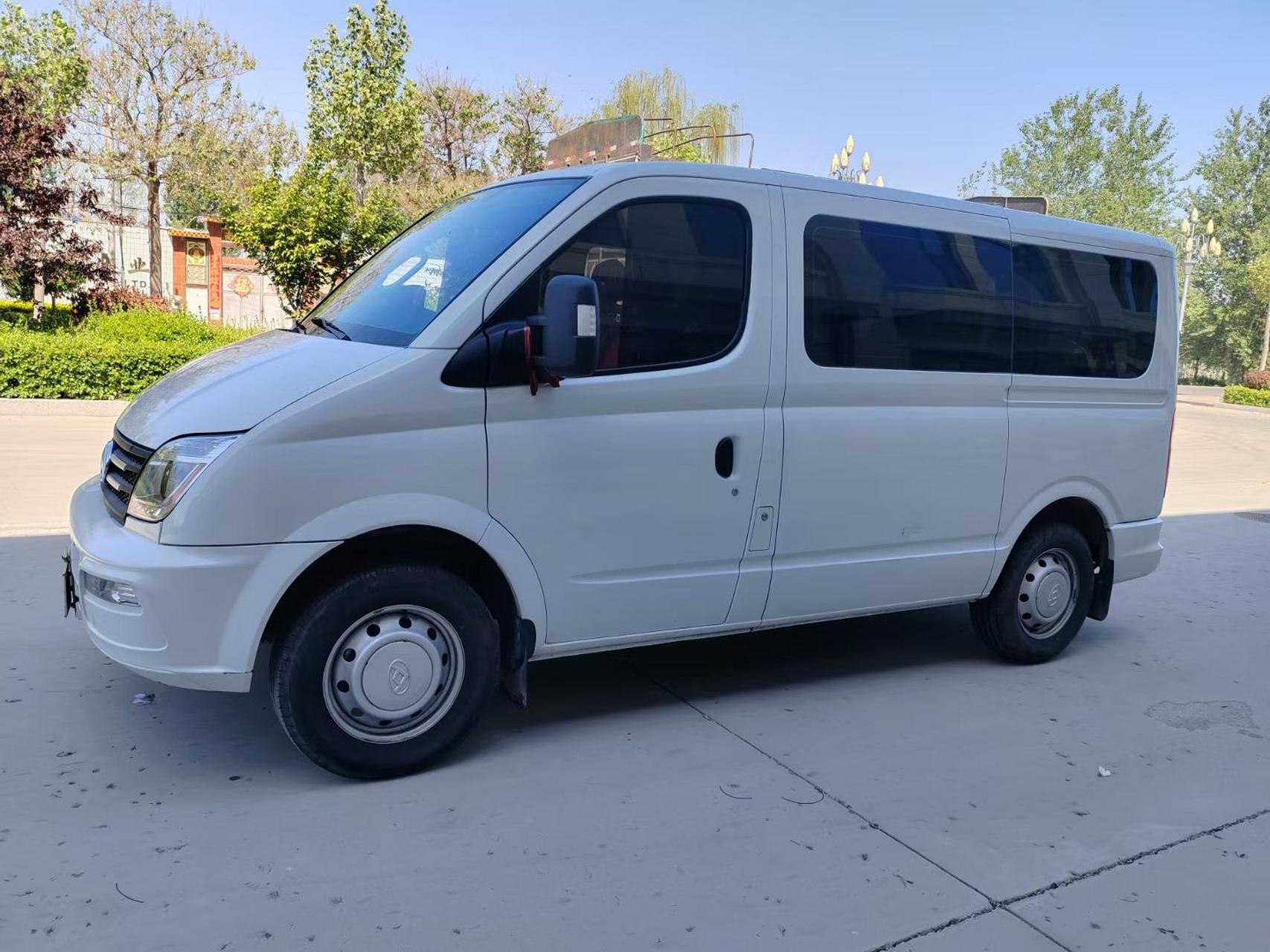 xx  准23年上汽大通v80,2.