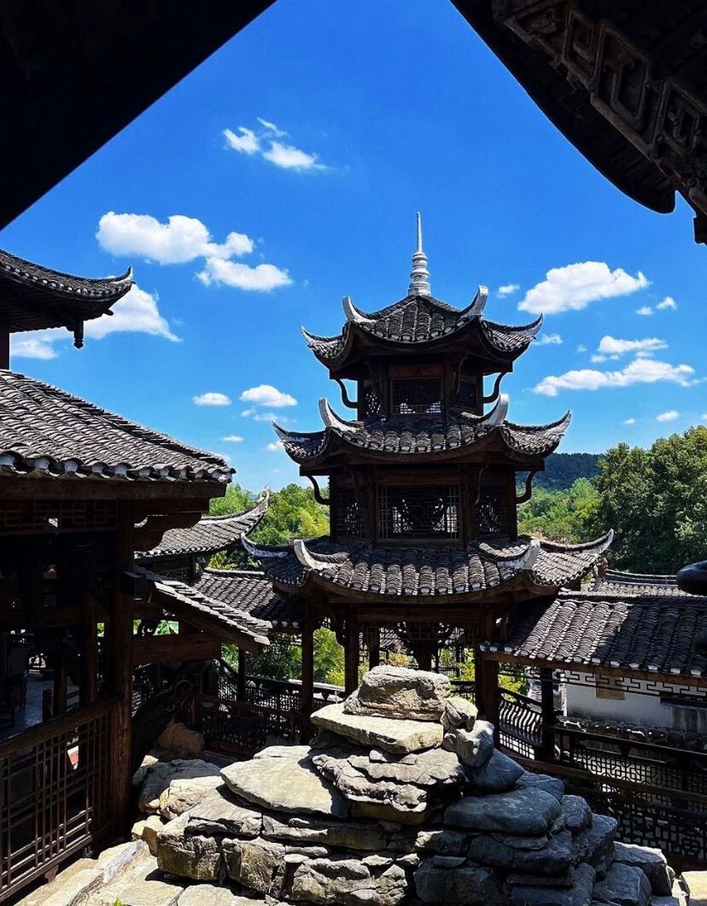 澧县《常德周边游宝藏打卡地-溪上美术馆》 :常德澧县甘溪滩镇-溪上