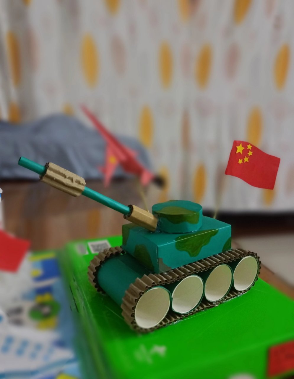 爱国主题亲子手工制作 爱国主题亲子手工制作《made in china》.